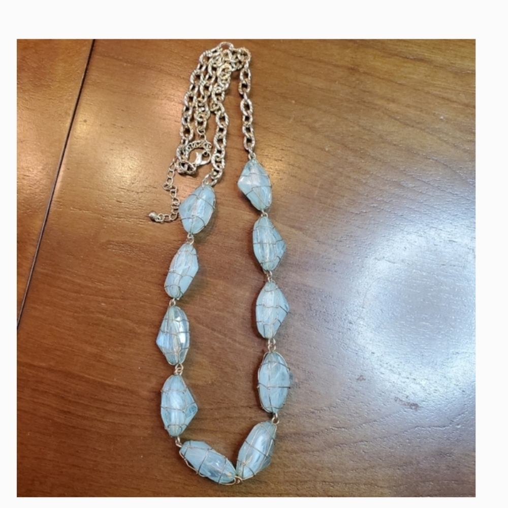 23" Gold Tone w/ Wire Wrapped Light Green Acrylic Stone Necklace